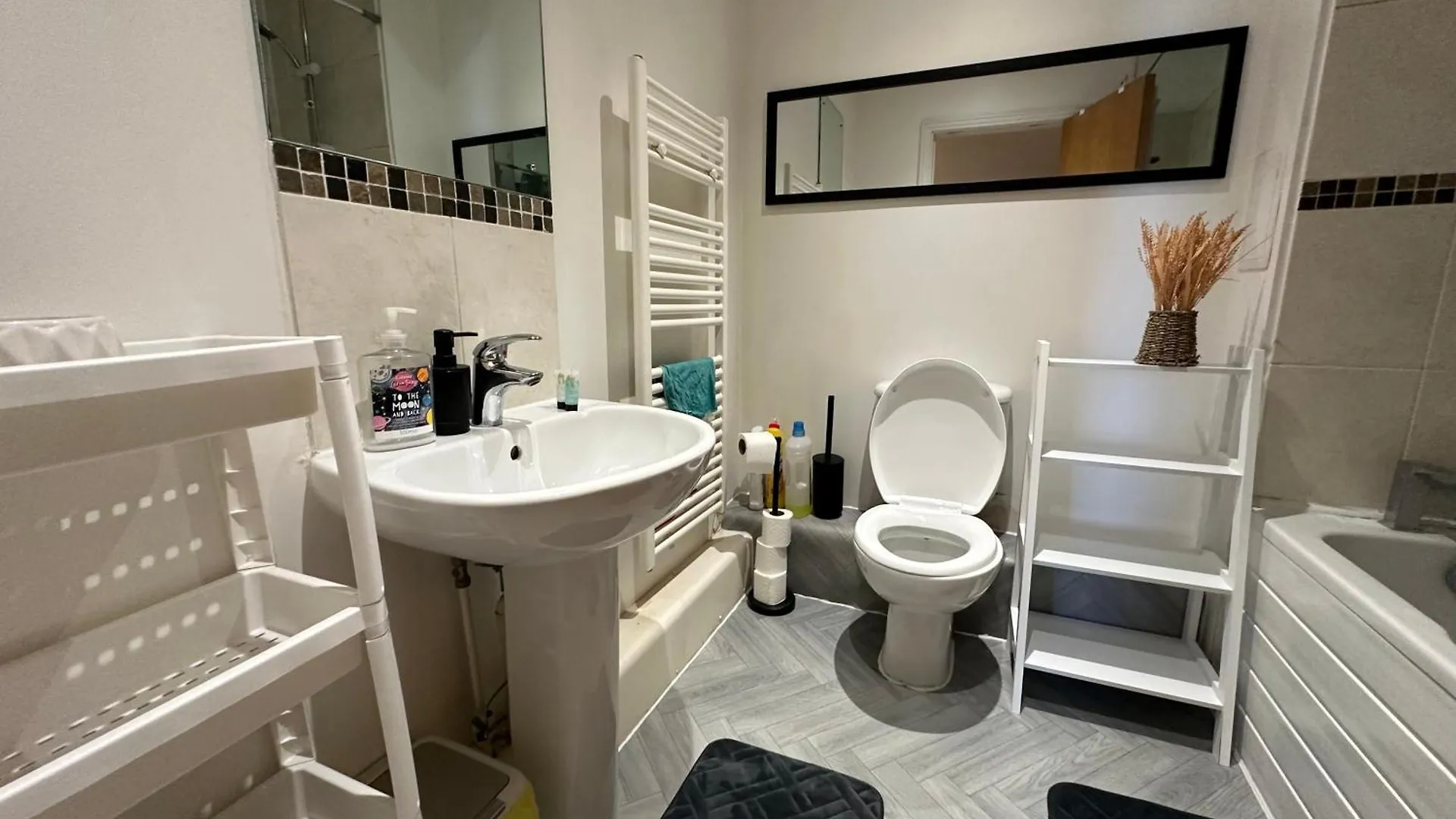 Abba Corner Apartment London United Kingdom